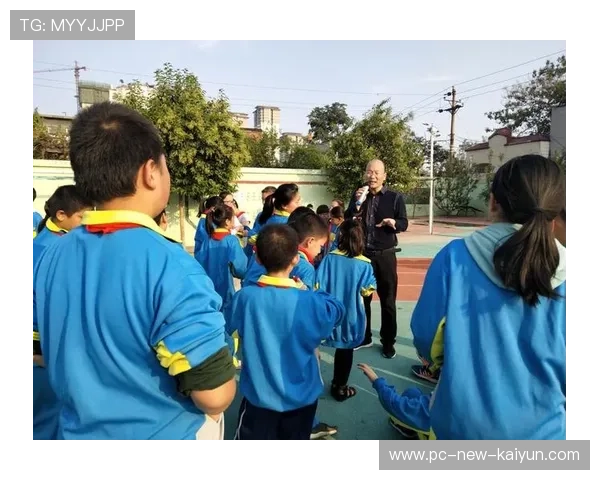 乌兰团队公开 sparring 片段，引发热烈讨论