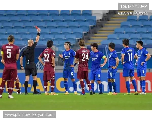 申花客场1-3败给柔佛新山，未能保持主场优势，申花新球场