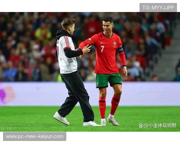 曼联仍需时间 曼联仍需时间